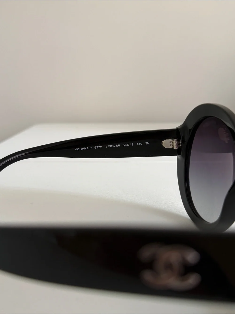 CHANEL authentic sunglasses